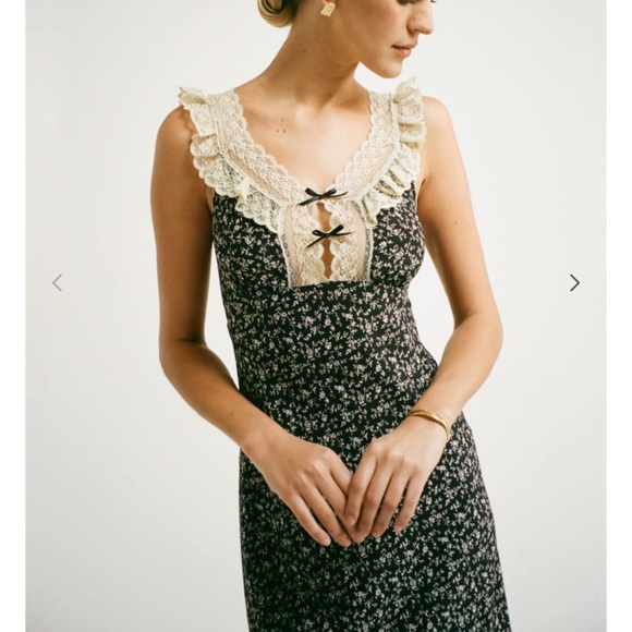 Rumored Dresses & Skirts - Rumored Windsor Maxi Dress NWT